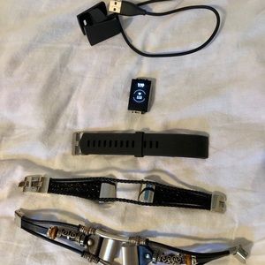 fitbit charge 2 with accessories